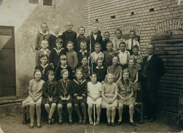 Kuckerneese, Schulklasse Höhere Knaben-u. Mädchenschule