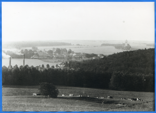 Cadinen, Blick vom Karlsberg mit Haff und Nehrung