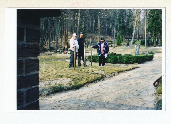 Bittehnen, Friedhof