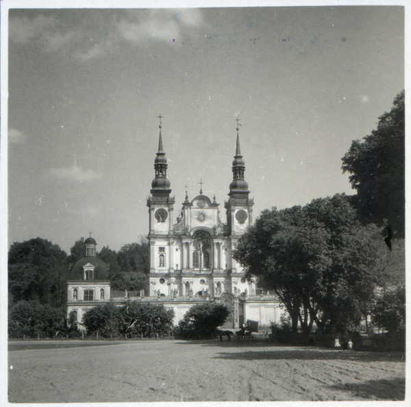 Heiligelinde, Kirche