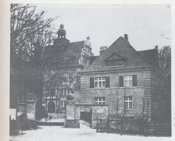 Königsberg, Hufenallee, Hufengymnasium, aus südwestlicher Sicht, Ecke Tiergartenstraße