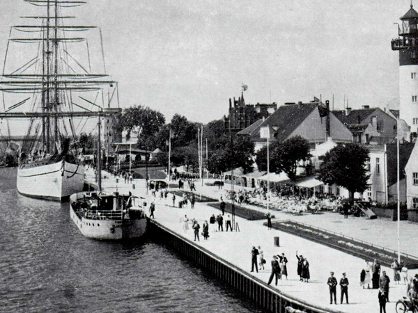 Pillau, Am Kurfürstenbohlwerk