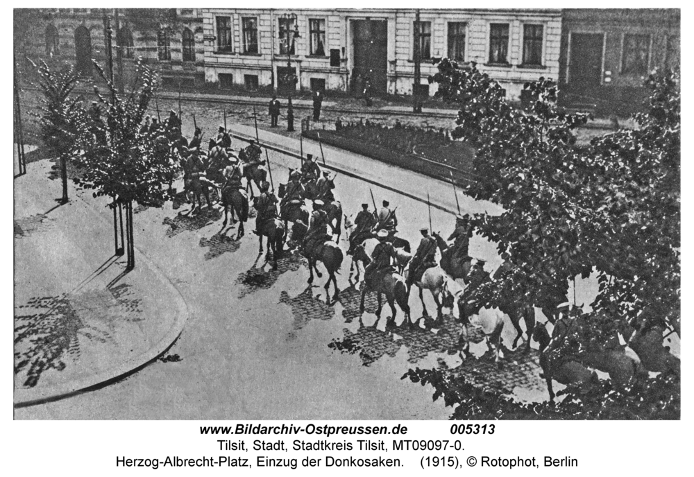 Tilsit, Herzog-Albrecht-Platz, Einzug der Donkosaken