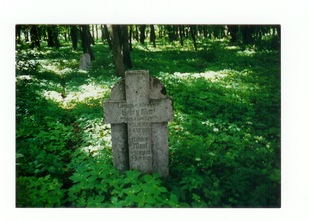 Tilsit, Waldfriedhof, Grabstein