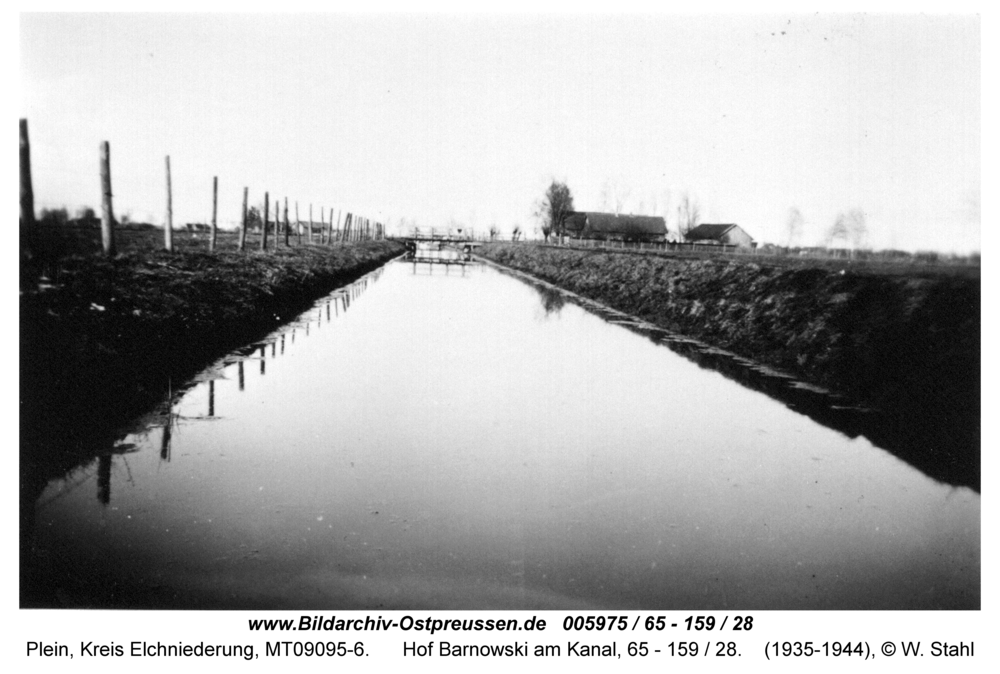 Plein, Hof Barnowski am Kanal, 65 - 159 / 28