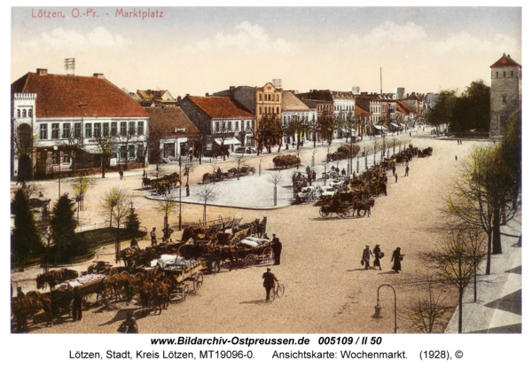 Lötzen, Ansichtskarte: Wochenmarkt