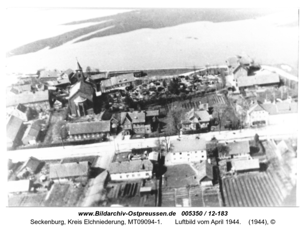 Seckenburg,  Luftbild vom April 1944