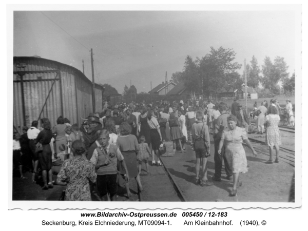 Seckenburg,  Am Kleinbahnhof