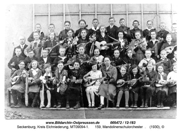 Seckenburg, 159, Mandolinenschulorchester