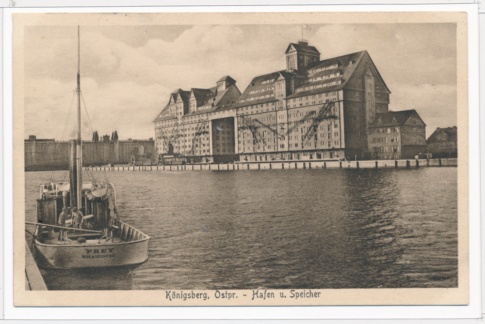 Königsberg, Außenhafen, Alter und neuer Silospeicher am Hafenbecken 4