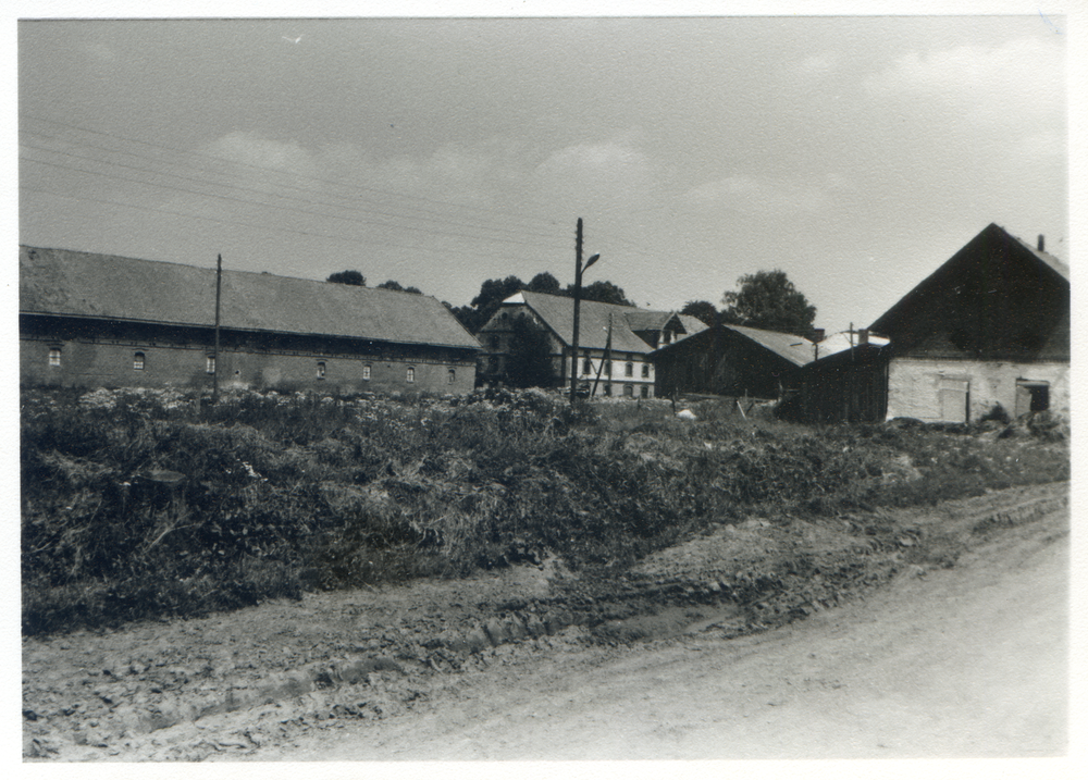 Groß Polleiken, Dorfstraße