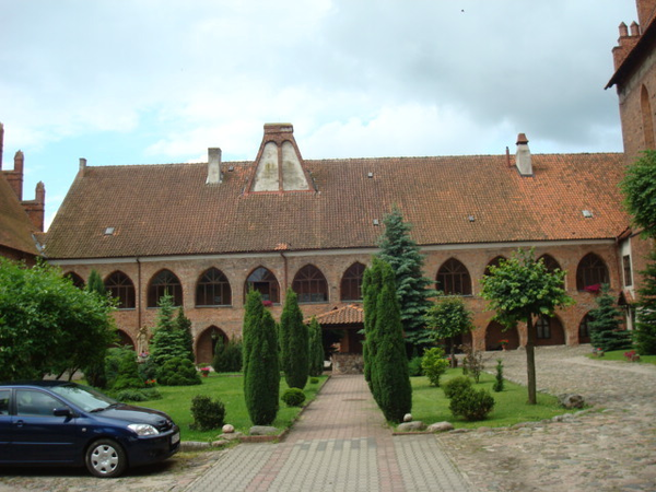 Guttstadt (Dobre Miasto), Innenhof Dom