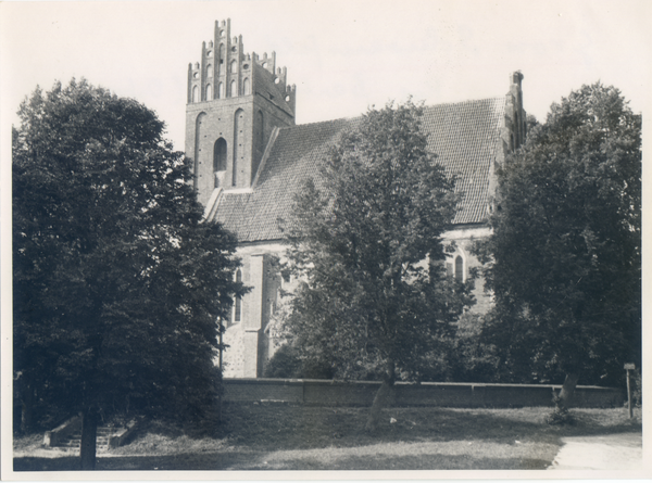 Groß Schwansfeld, Kirche