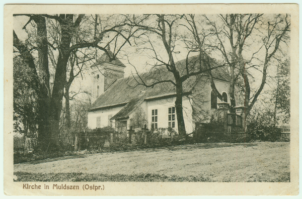 Mulden, Kirche im Frühling