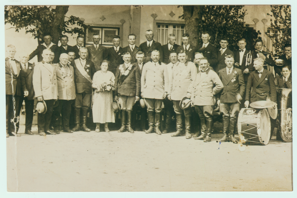 Schönlinde Kr. Gerdauen, Schützenfest mit Schützenkönig Gustav Pahlke