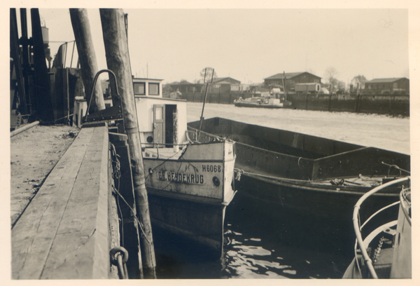 Groß Heydekrug, Die "Wischke und Reimer" im Hafen