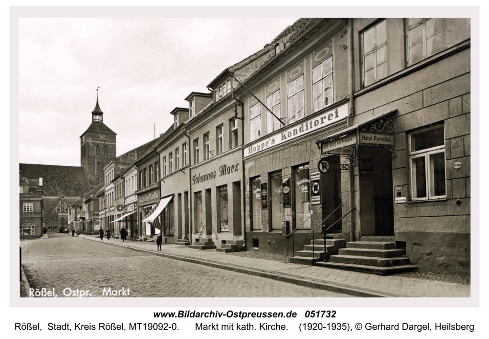 Rößel, Markt mit kath. Kirche