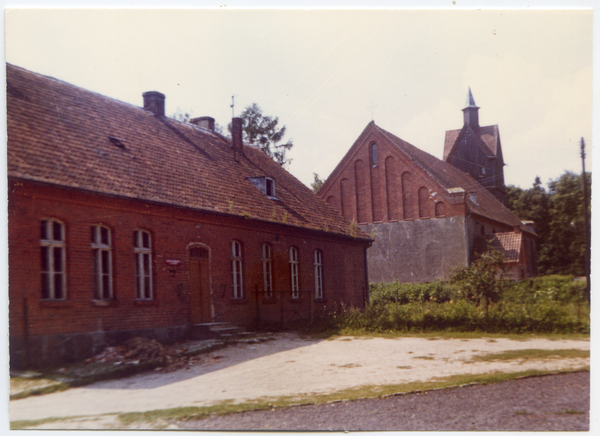 Grabnick Kr. Lyck, Schule und Kirche