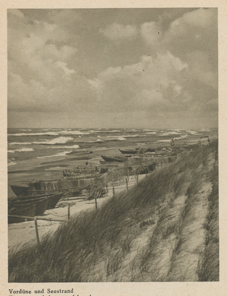 Kurische Nehrung, Fischerkähne am Ostseestrand, Vordüne