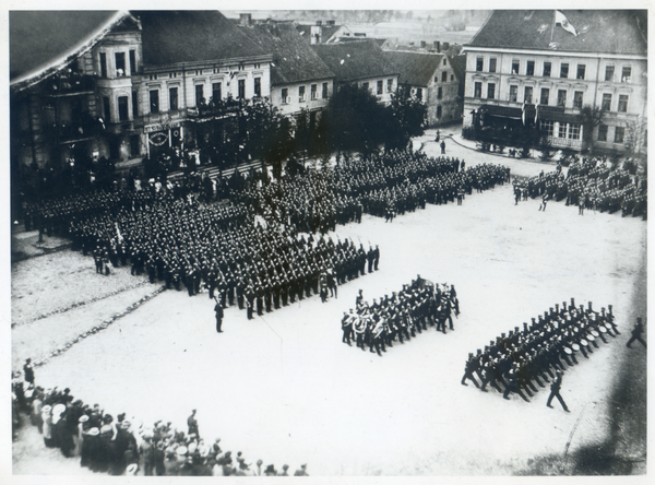 Goldap, Parade auf dem Markt