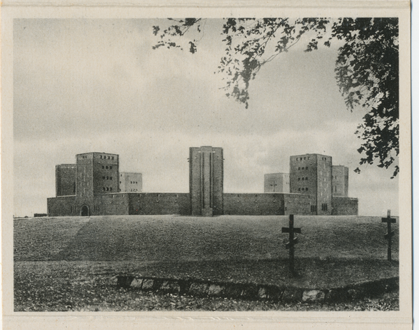 Hohenstein, Kr. Osterode, Reichsehrenmal Tannenberg mit Russengräbern