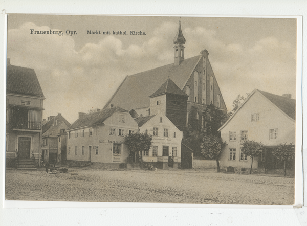 Frauenburg, Marktplatz mit Alter Kirche