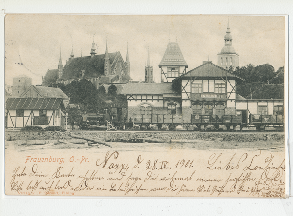 Frauenburg, Bahnhof mit stehendem Güterzug