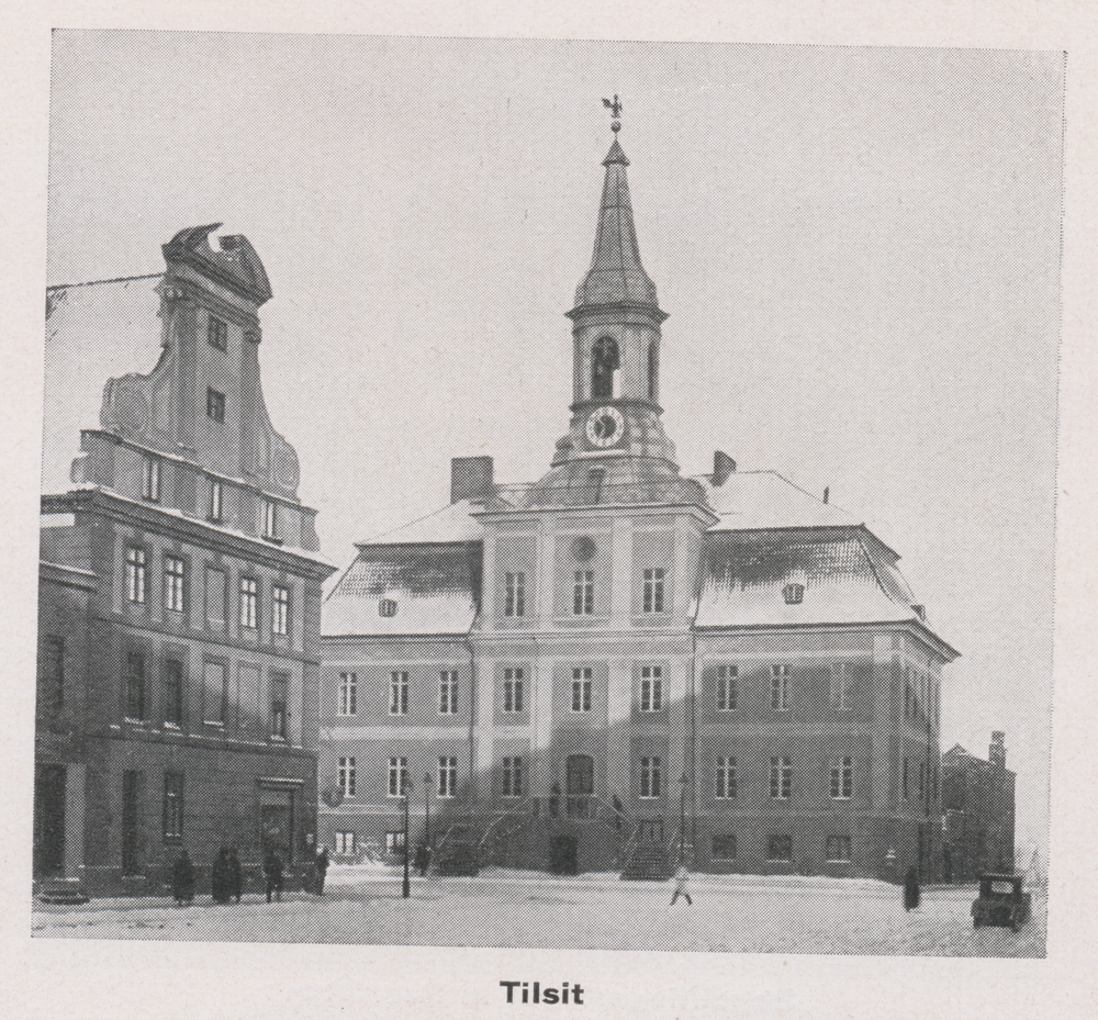 Tilsit, Schenkendorfplatz mit Rathaus und Blaurockschem Haus