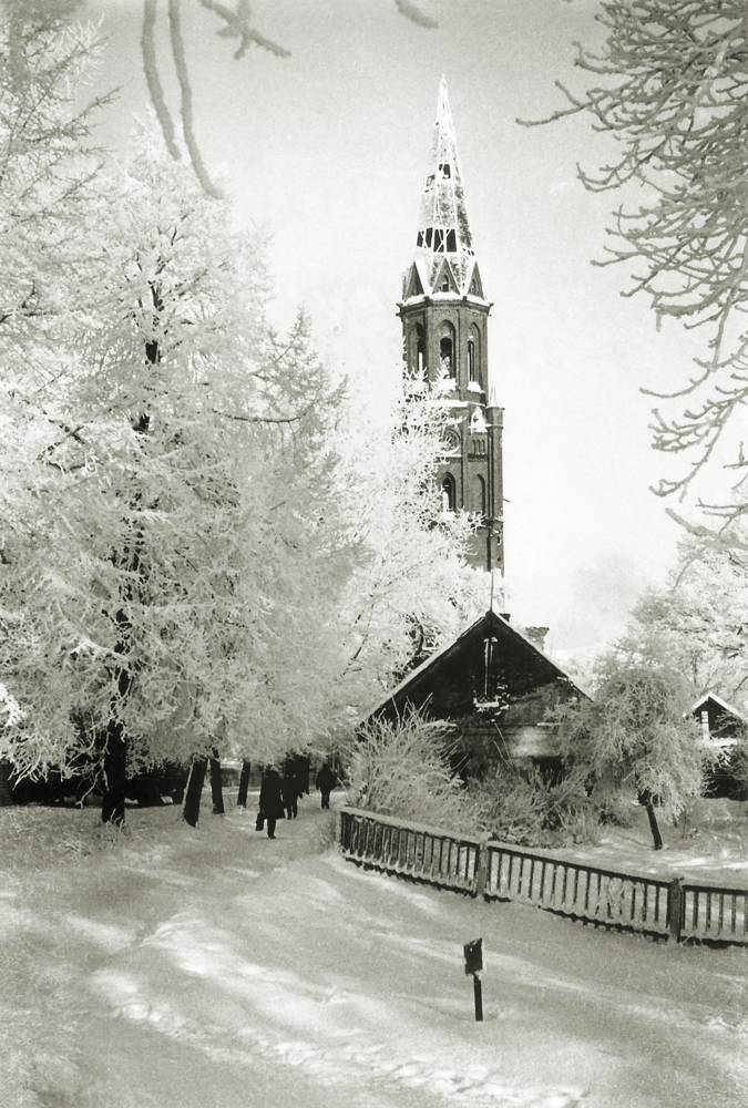 Tilsit, Wasserstraße mit Turm der katholischen Kirche