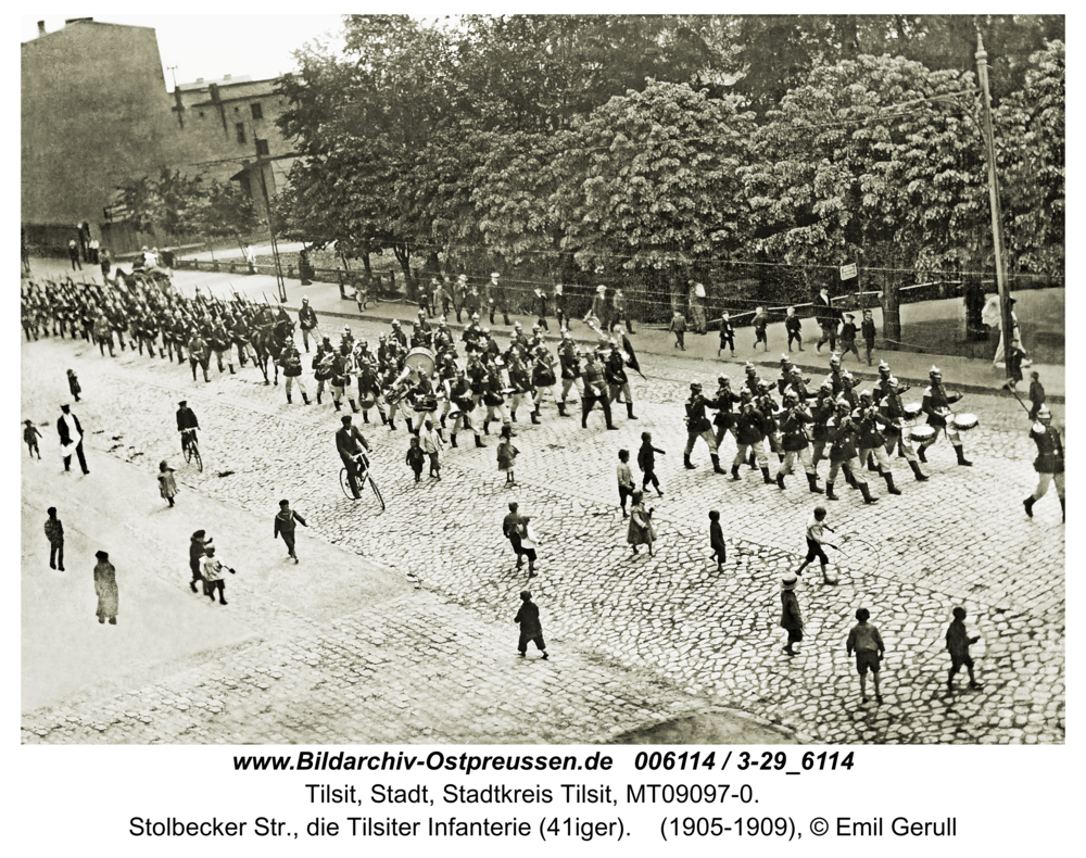 Tilsit, Stolbecker Str., die Tilsiter Infanterie (41iger)