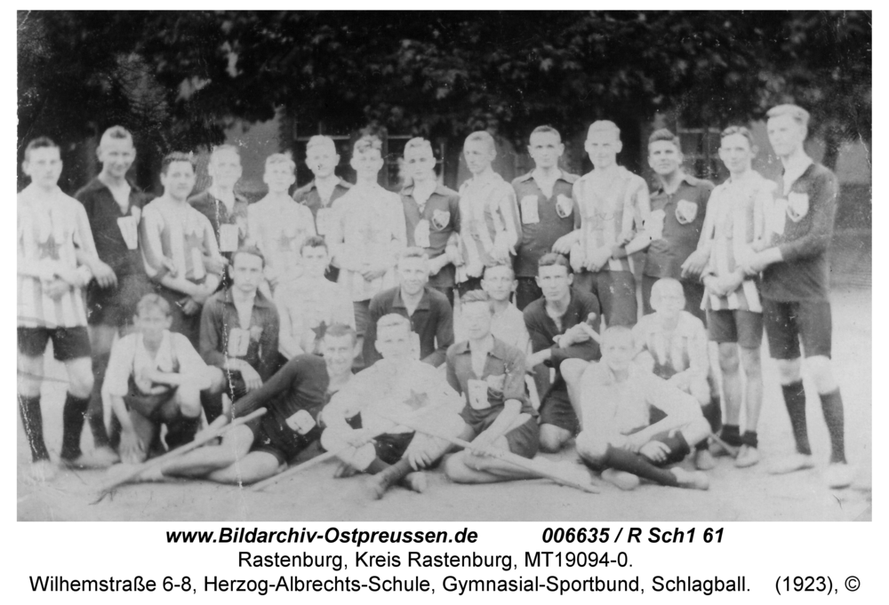 Rastenburg, Wilhelmstraße 6-8, Herzog-Albrechts-Schule, Gymnasial-Sportbund, Schlagball