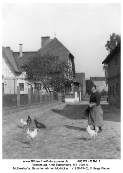 Rastenburg, Moltkestraße 33, Bauunternehmen Modricker