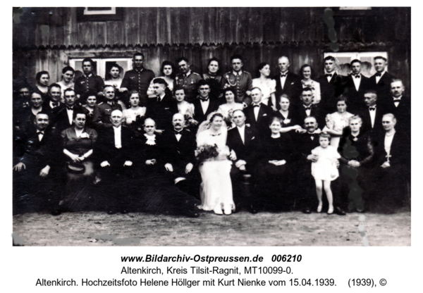 Altenkirch. Hochzeitsfoto Helene Höllger mit Kurt Nienke vom 15.04.1939