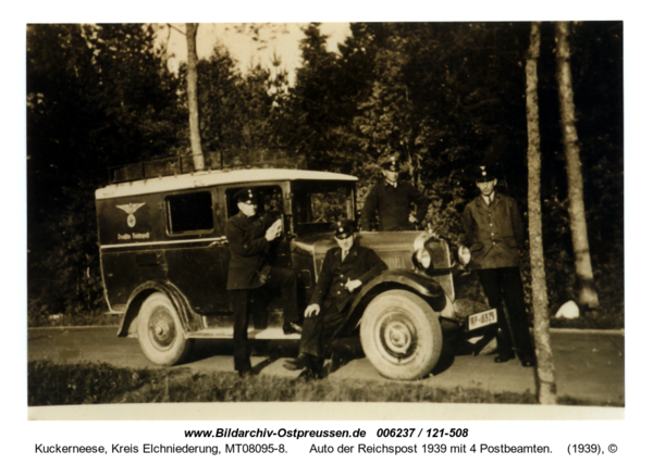 Kuckerneese, Auto der Reichspost 1939 mit 4 Postbeamten