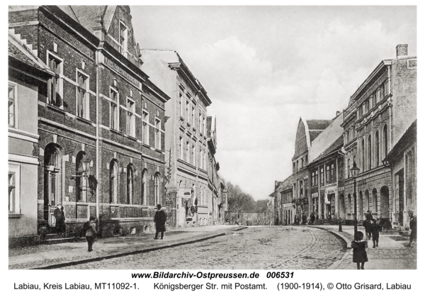 Labiau, Königsberger Str. mit Postamt