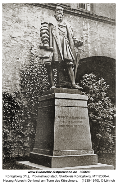 Königsberg, Herzog-Albrecht-Denkmal am Turm des Kürschners