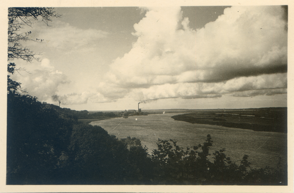 Ragnit, Memelstrom und Zellstofffabrik, Blick vom Schlossberg