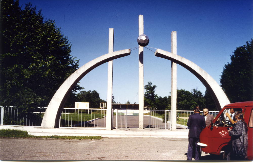 Tilsit (Советск), Eingang zum früheren Hindenburg-Stadion