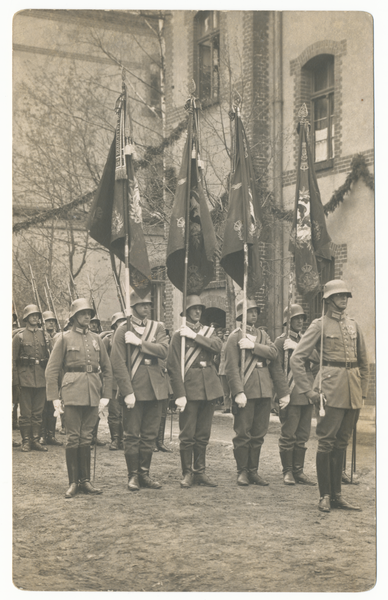 Rastenburg, Hindenburg-Kaserne, Fahnenkompanie vor Abmarsch zur Denkmaleinweihung