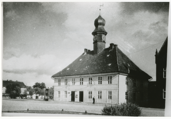 Darkehmen, Markt mit Rathaus