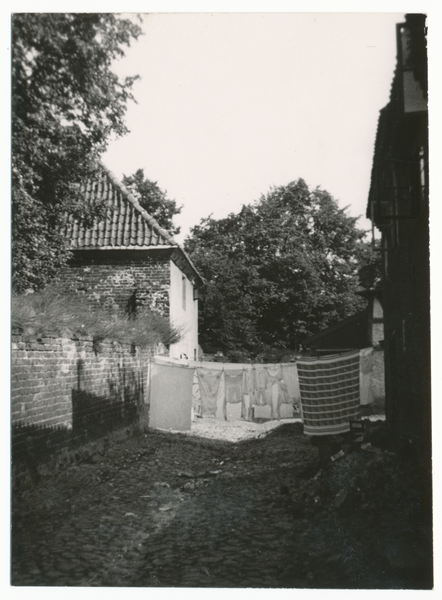 Preußisch Holland, Hinter der Stadtmauer