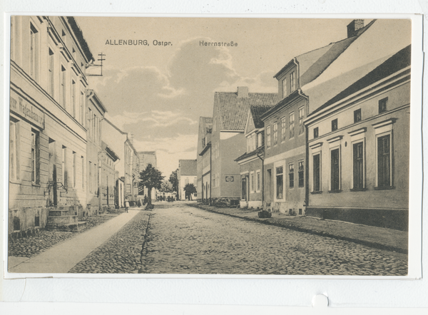 Allenburg, Blick ostwärts in die Herrenstraße.