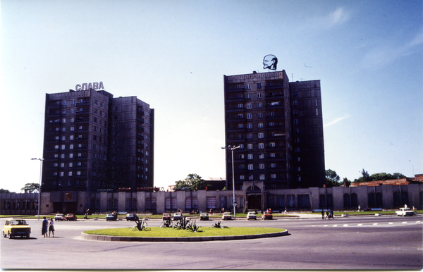 Tilsit (Советск), Hochhäuser am ehemaligen Fletcherplatz
