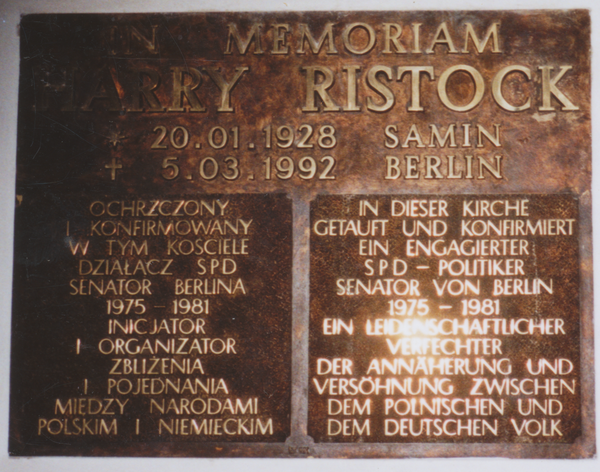 Gilgenburg, Ev. Kirche, Gedenktafel für Harry Ristock