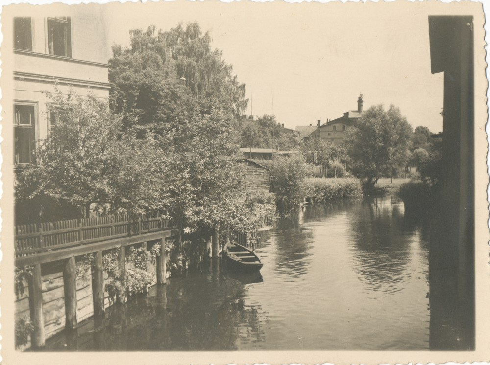 Osterode (Ostpr.), Blick von der Drewenzbrücke in der Baderstraße zur Brauerei