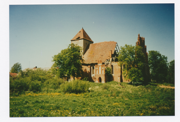 Friedenberg, Kirche