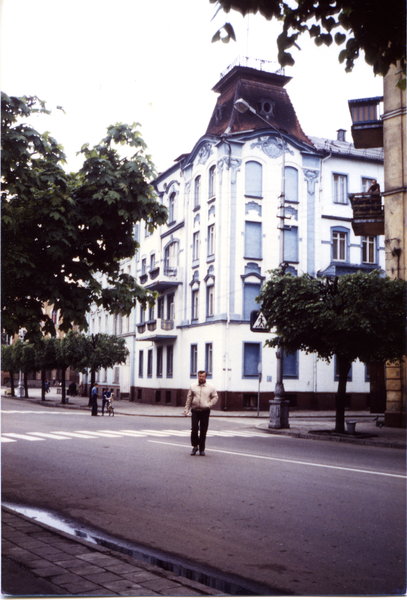 Tilsit (Советск), Am ehemaligen  Hohen Tor Ecke Kasernenstraße