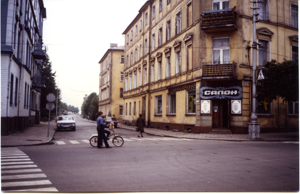 Tilsit (Советск),  Blick von der ehemaligen Hohen Straße in die Kasernenstraße