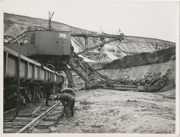 Palmnicken, Bernsteinwerk, Tagebau, Bernsteingewinnung mit dem Bagger