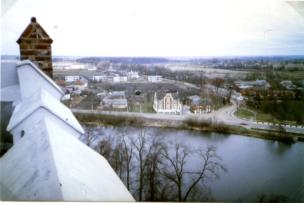 Friedland (Правдинск), Blick vom Kirchturm zur ehemaligen Kreisstraße 131 und zur Straße nach Wehlau